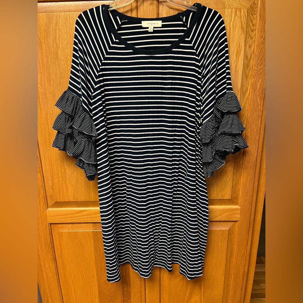 Navy and White striped dress with ruffled sleeves 2X
